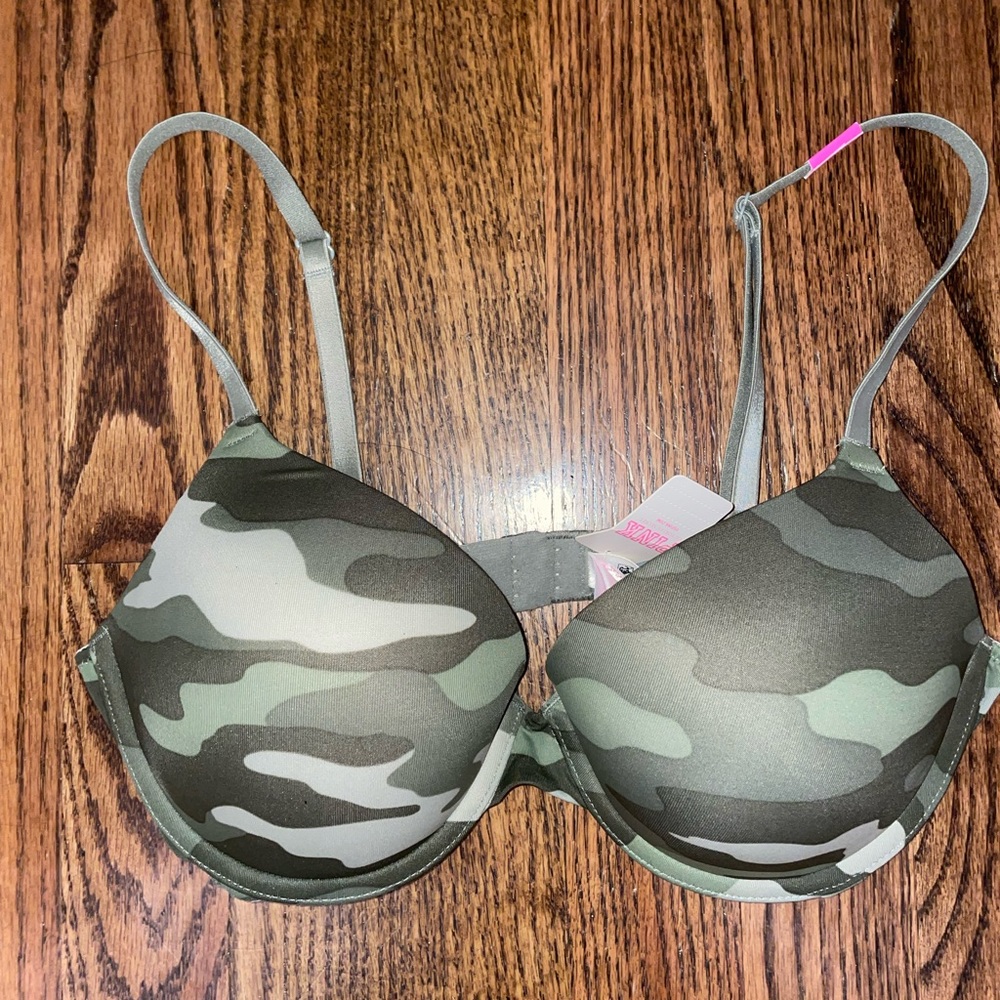 VS Pink Bra